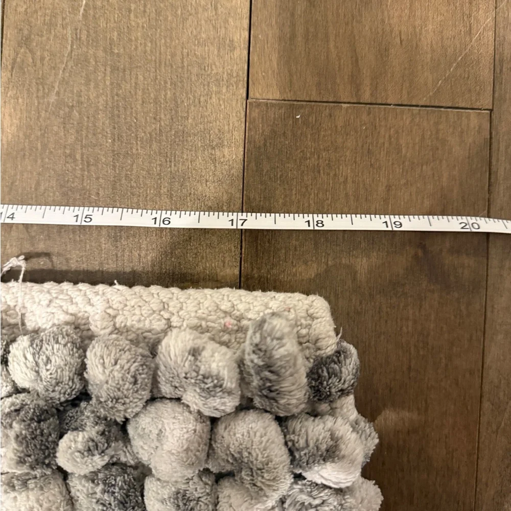 Plush Gray Bath Mat